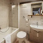 Menardi 3*