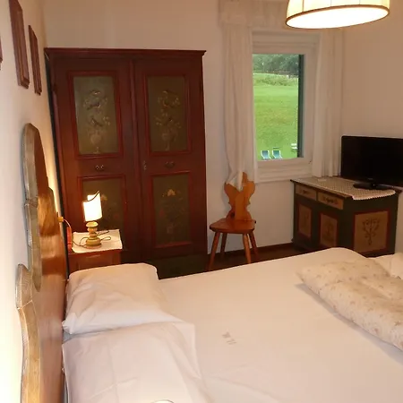 Hotel Menardi