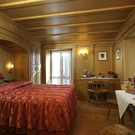 Menardi 3* Cortina dʼAmpezzo