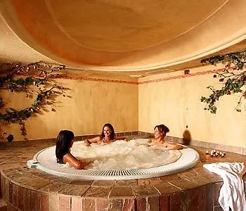 Menardi Кортина-д'Ампеццо