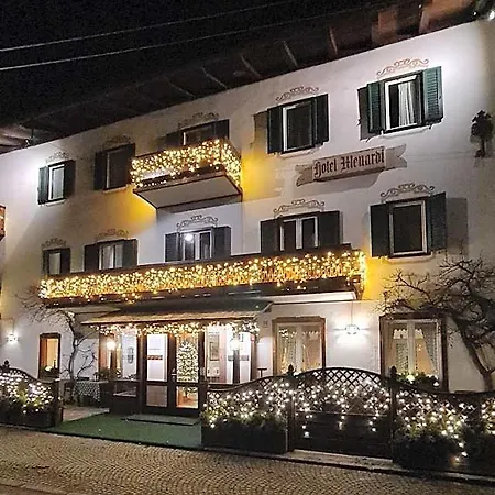 Menardi 3* Cortina dʼAmpezzo