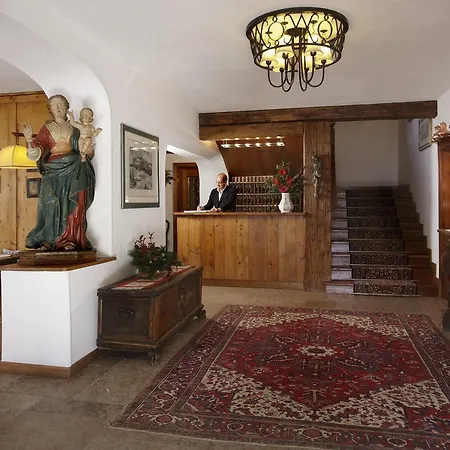 Hotel Menardi 3*
